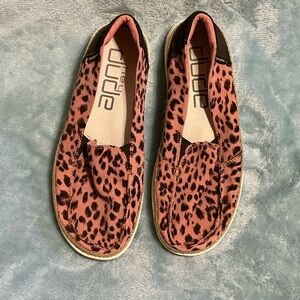 Hey Dude Women's Pink Leopard Flats size 7